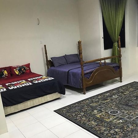 Hj Homestay Куала Теренгану Екстериор снимка