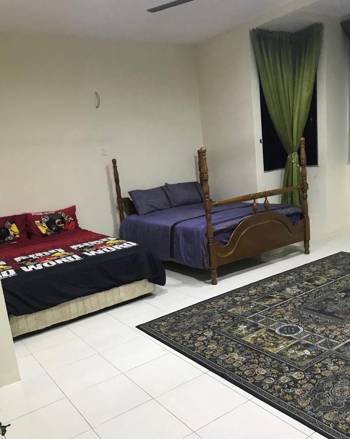 Hj Homestay Куала Теренгану Екстериор снимка